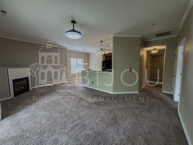 Building Photo - 1695 Little Bear Creek Point