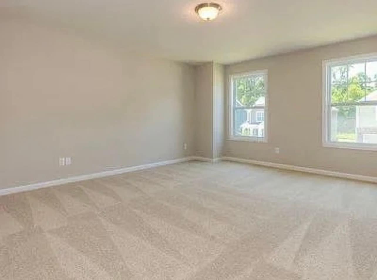 Building Photo - 507 Nouvelle Dr