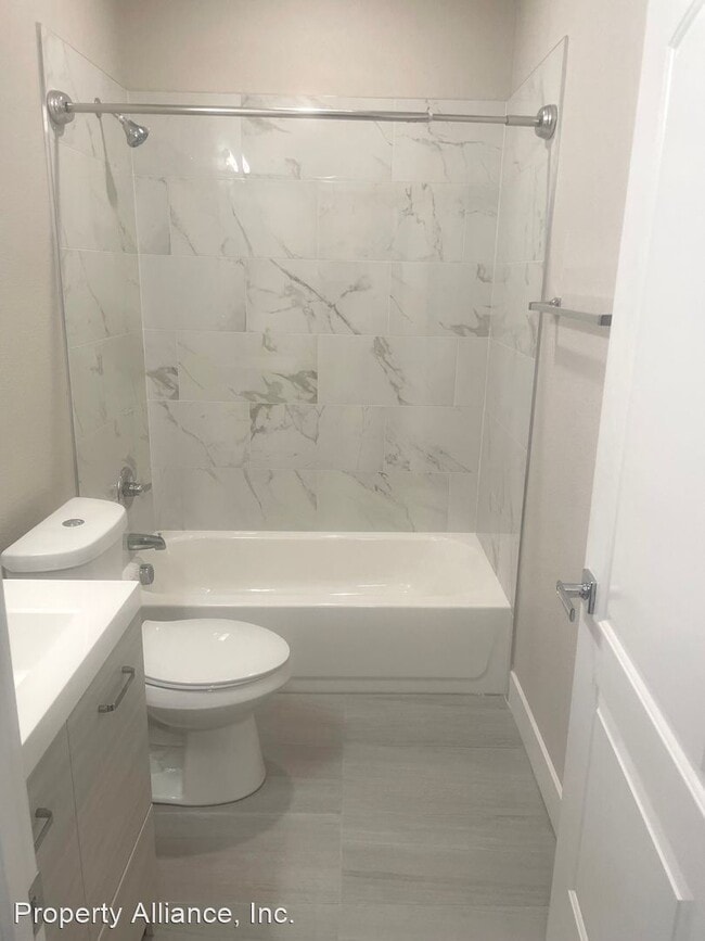 Building Photo - 2 br, 2 bath House - 1401 W. 85th Avenue #...