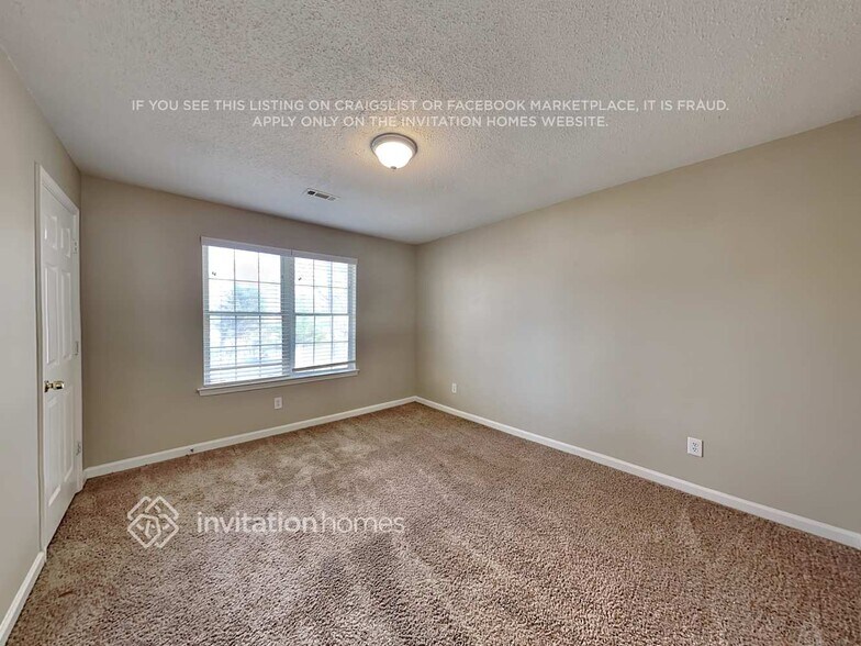 Building Photo - 3940 Cumberland Trail SE