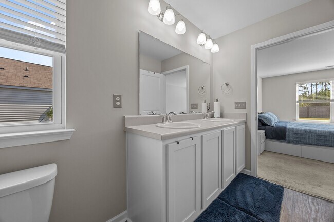 Building Photo - 186 Everett Yopp Dr