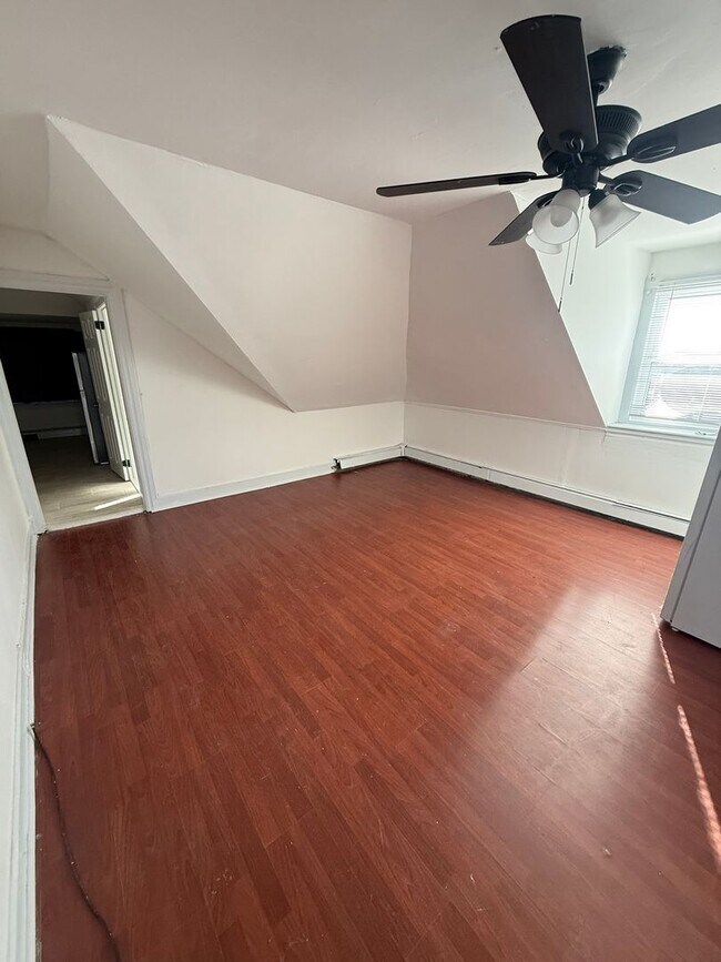 Building Photo - 6515 Rising Sun Ave