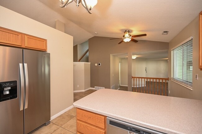Building Photo - Great Family Home in Excellent Location!