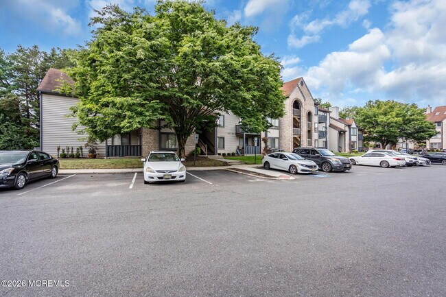 Building Photo - 4403 Aberdeen Dr