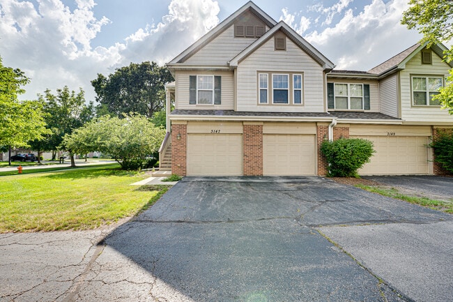 Primary Photo - 3147 Saganashkee Ln