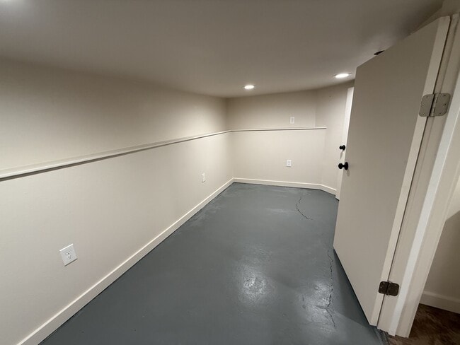 Building Photo - 113 N 19th St