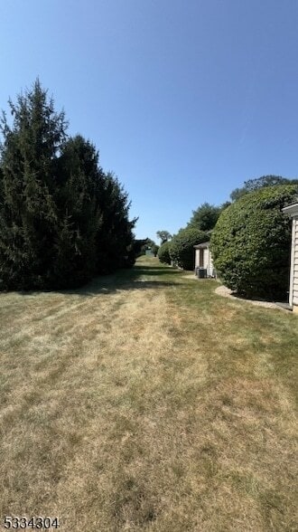 Building Photo - 5 Evergreen Dr