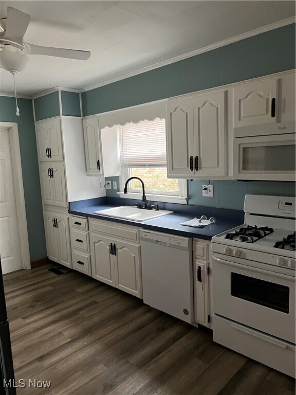 Building Photo - 130 3rd St NE