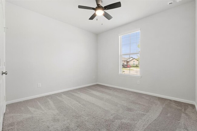 Building Photo - 5815 Jade Crest Ct