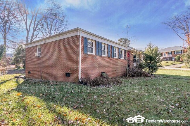 Building Photo - 5517 Flower Ave