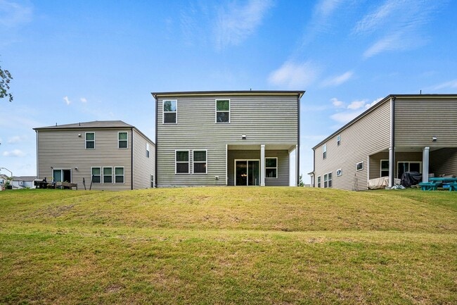 Building Photo - 205 Wilbur Lake Dr
