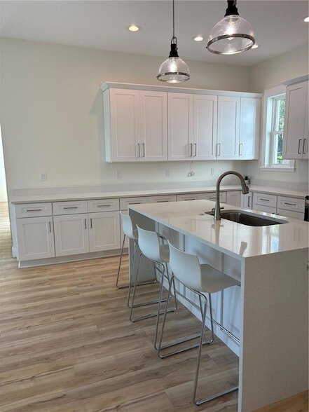 Building Photo - 14733 Sunset Dr