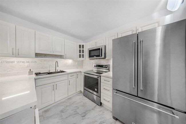 Building Photo - 600 Three Islands Boulevard