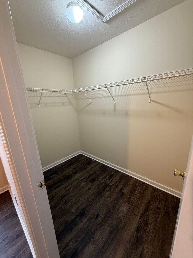 Building Photo - COMING SOON!!!!  Updated 4 Bedroom 2.5 Bath house in convenient West Knoxville location