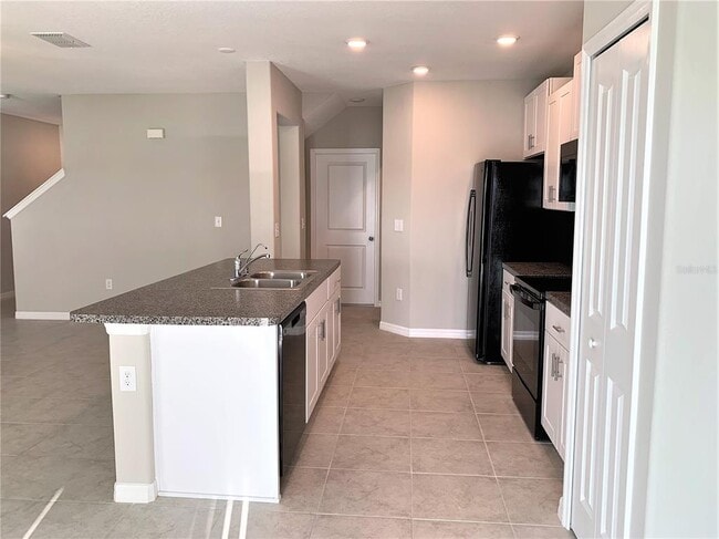 Building Photo - 4412 Summer Savory St