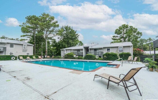 Building Photo - 1001 Woodland Vlg