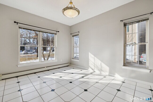 Building Photo - 65 Fitch Meadow Ln