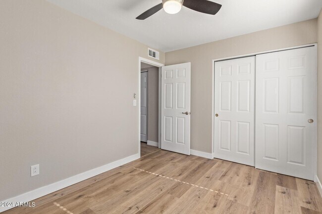 Building Photo - 1747 S Windsor