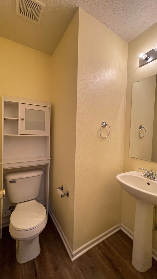 Building Photo - Perfect Blend of Space & Function – 2-Story with Office