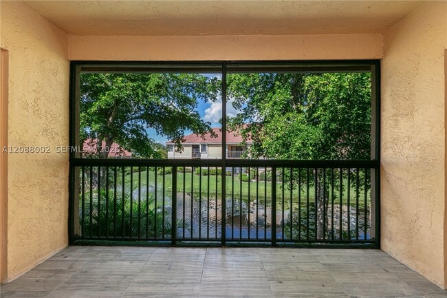 Building Photo - 5741 Riverside Dr