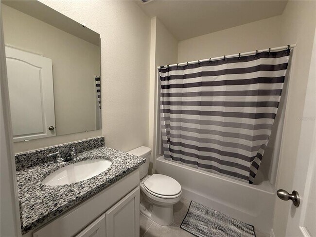 Building Photo - 1511 Ellesmere Ave