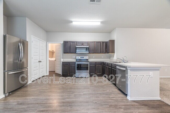 Building Photo - 741 Tupelo Tank Dr