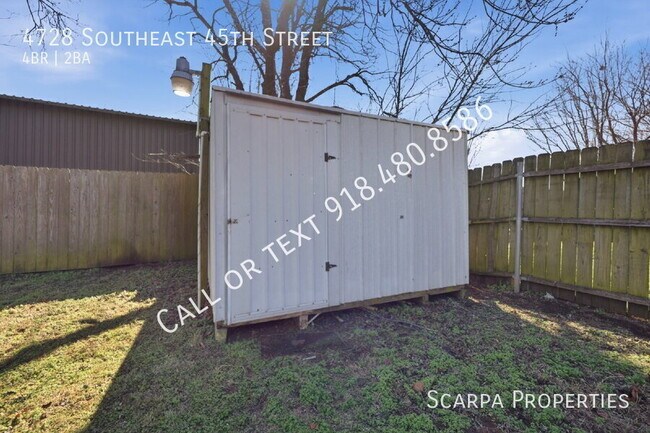 Building Photo - 4728 SE 45th St