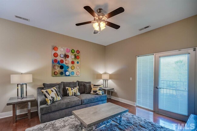 Building Photo - 1000 Brookside Dr