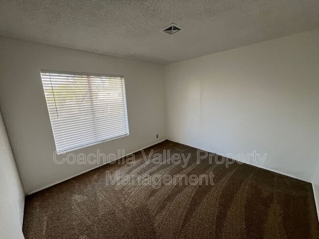 Building Photo - 1545 Inca Cir