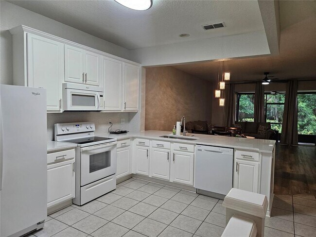 Building Photo - 5166 Hawkstone Dr
