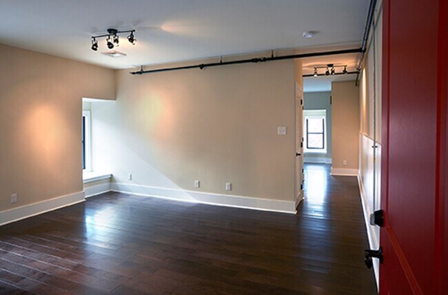 Building Photo - Merchants Lofts II