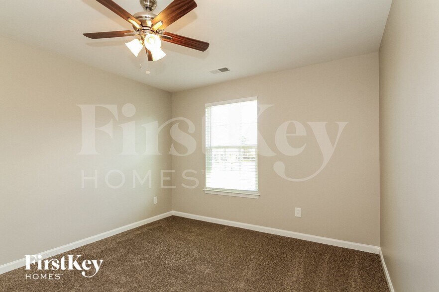 Building Photo - 2116 Galloway Lane Southwest