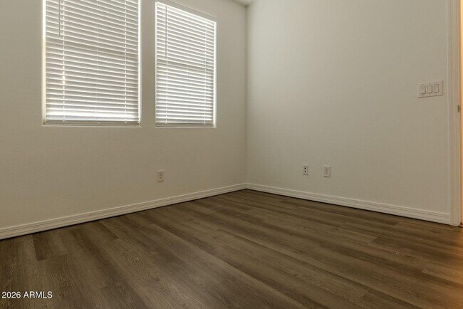 Building Photo - 4219 S 57th Dr