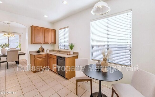 Building Photo - 3541 W Marconi Ave