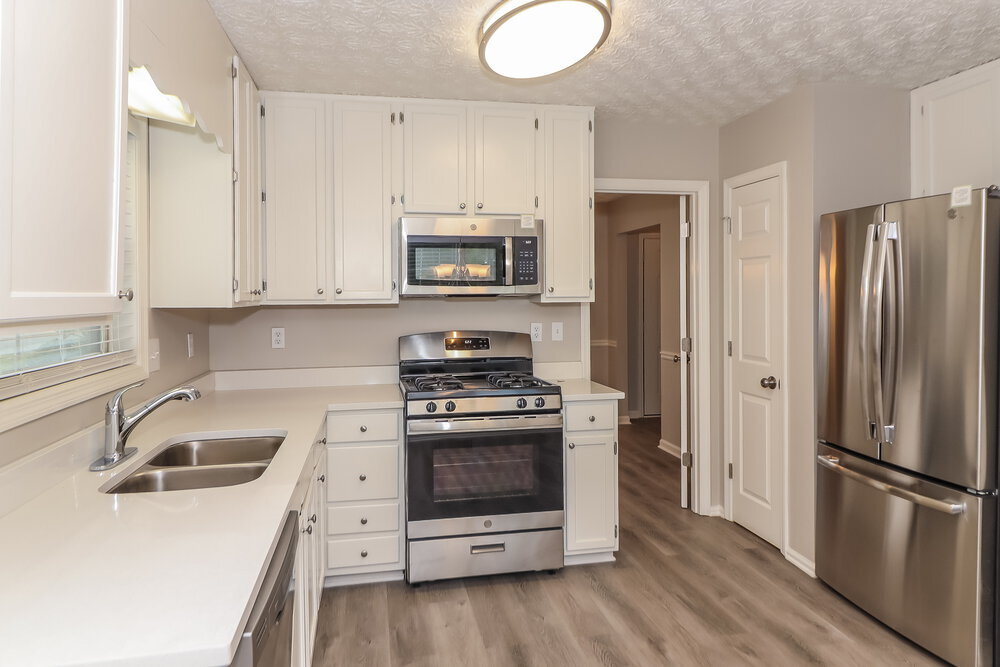 Building Photo - 4022 Paloverde Dr