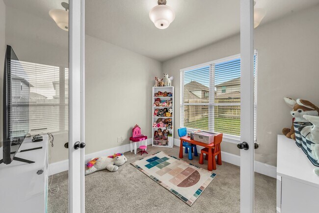 Building Photo - 32927 Franklin Brooks Dr