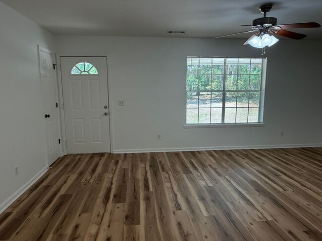 Building Photo - Private Country Setting 2 Bedroom/ 1 Bath Brick Home w/ Storage Shed and Fenced Yard- No HOA