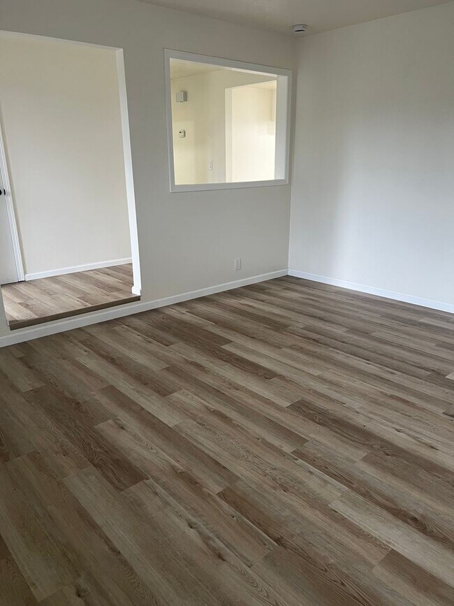 Building Photo - ALL NEW...Flooring/Fixtures/Paint...MUST SEE!