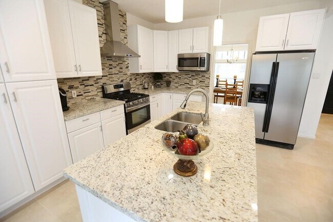 Building Photo - 17907 Stoney Glade Ct