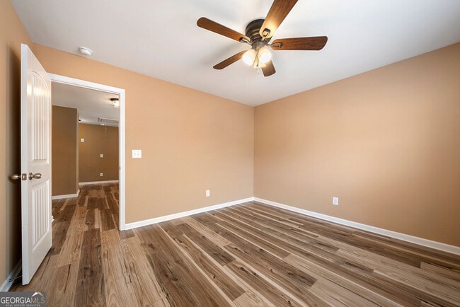 Building Photo - 3325 Earhart Way