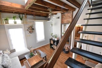 Building Photo - 360-362 Jackson St