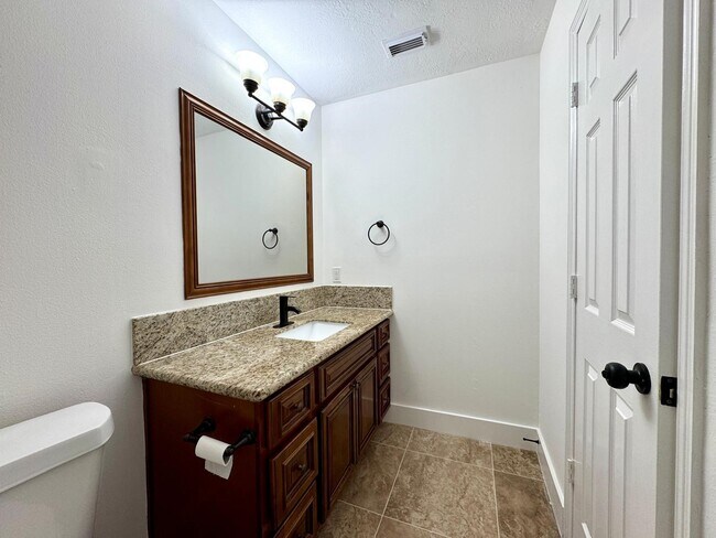Building Photo - 6427 Liberty Valley Dr