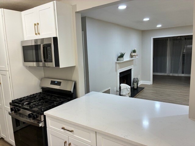 New Stainless Steel Appliances with Gas Range - 1405 Vicksburg Plz