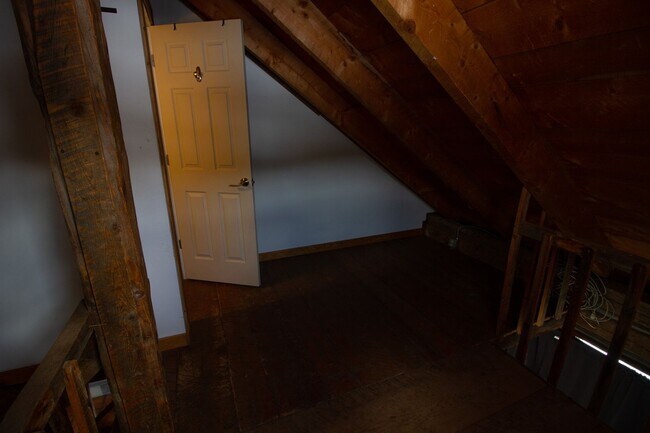 Building Photo - Alma Studios