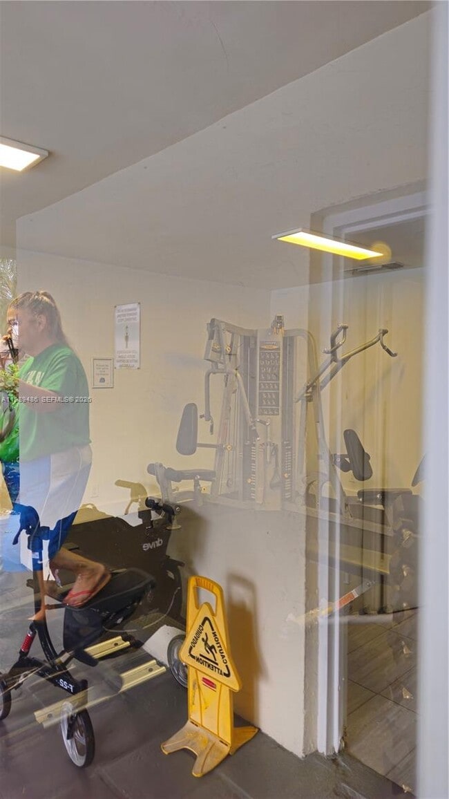 Building Photo - 4550 NW 9th St