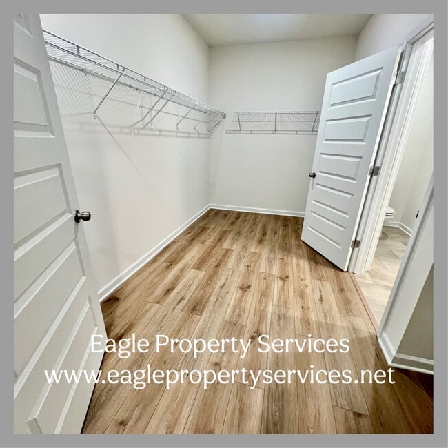 Building Photo - 138 Orion Dr