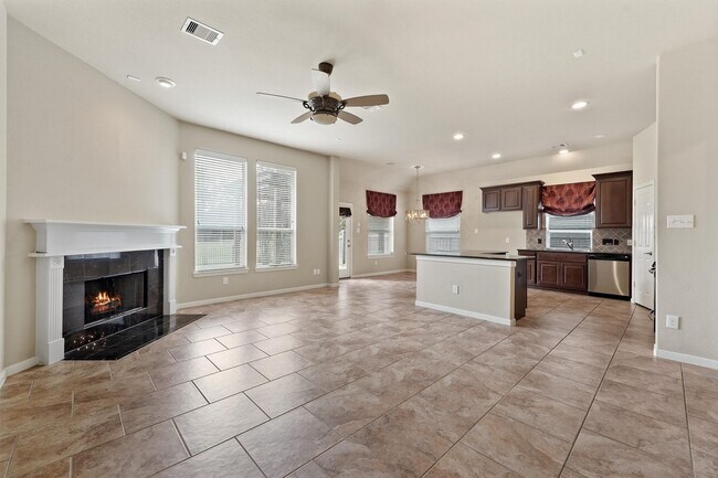 Building Photo - 20281 Southwood Oaks Dr