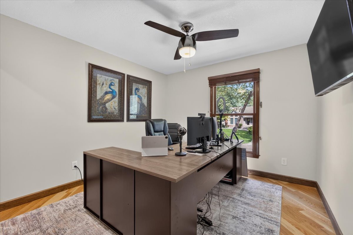 Building Photo - 9002 Swarner