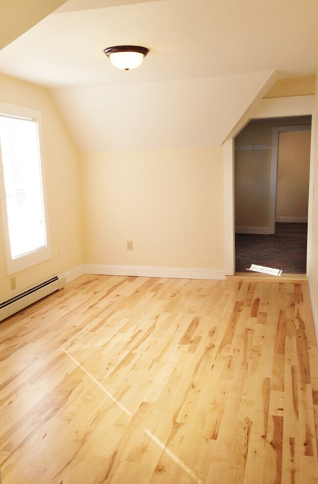 Building Photo - 50 North St