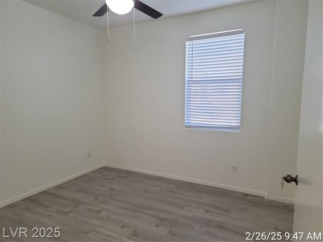 Building Photo - LOCATED JUST MINUTES FROM NELLIS AFB IN GU...